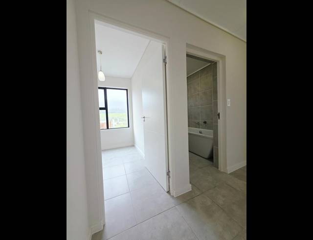 2 BEDROOM PROPERTY TO RENT IN GREENBAY ECO ESTATE